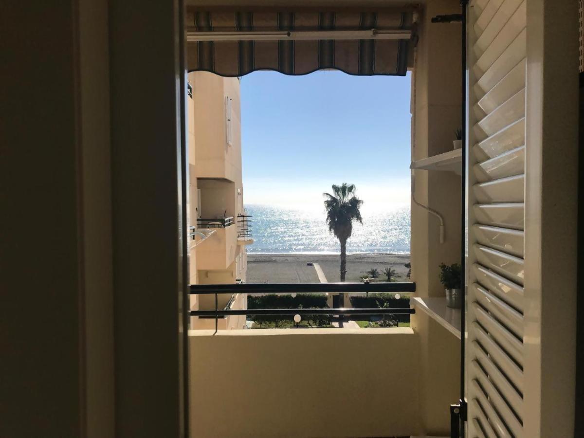 Espectacular Residencial En 1A Linea Con Piscina Appartement Benajarafe Buitenkant foto