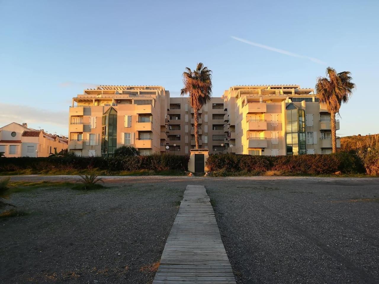 Espectacular Residencial En 1A Linea Con Piscina Appartement Benajarafe Buitenkant foto
